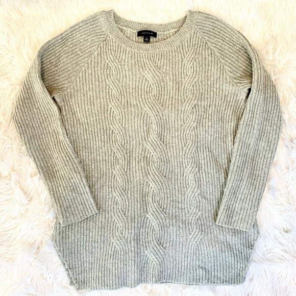 Ann Taylor Sweaters - ANN TAYLOR Gray Tunic Cable Knit Sweater